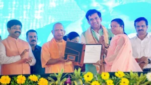 Gorakhpur में ₹2,251 Crore की विकास परियोजनाओं का Inauguration, GIDA Residential और Industrial Plot के लाभार्थियों को Allotment Letters वितरित