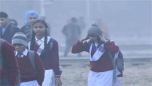 पंजाब में स्कूलों की छुटि्टयां बढ़ी:अब 13 जनवरी तक बंद रहेंगे सभी सरकारी-प्राइवेट स्कूल; ठंड-धुंध के चलते फैसला