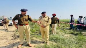 तरनतारन में एनकाउंटर में दो बदमाश घायल:सरपंच मर्डर केस में चल रहे थे फरार, एक कमरे में छिपे, police पर चलाई गोली