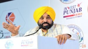 गैस संकट पर CM ने पीएम को घेरा:मित्र ने लड़ाई के बारे में पहले नहीं बताया, AAP नहीं लडे़गी केरल और बंगाल इलेक्शन