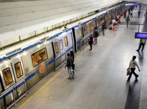 दिल्ली में सार्वजनिक परिवहन, हरित गतिशीलता पर जोर देने के लिए डीएमआरसी अतिरिक्त मेट्रो यात्राएं चलाएगा