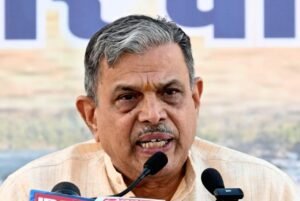 होसबोले के ‘पाक के साथ वार्ता’ वाले बयान के बाद भाजपा स्तब्ध