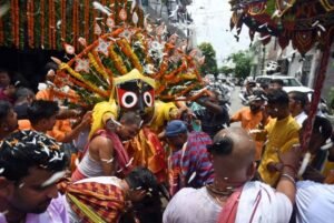 पंजाब के बाद यूपी में भी मंदिर ने ‘असामयिक’ रथ यात्रा निकालने पर रोक लगा दी