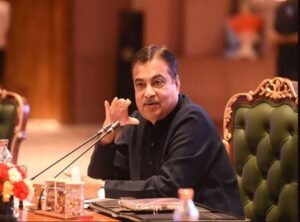 गडकरी ने पंजाब, दिल्ली और हरियाणा में राजमार्ग परियोजनाओं की गुणवत्ता की समीक्षा की; सुरक्षित आवागमन पर ध्यान केंद्रित करने का आह्वान किया