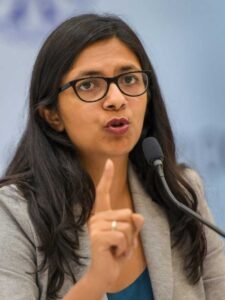 वेप उल्लंघन को संसद में उठाया जाना चाहिए: स्वाति मालीवाल