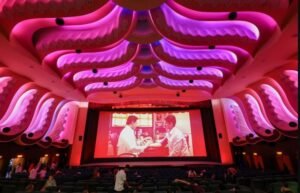 सिंगल स्क्रीन से सिटी आइकन तक: जयपुर के राजमंदिर सिनेमा ने मनाया 50 साल