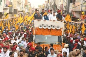 बठिंडा रोड शो में केजरीवाल ने कहा, पंजाब में नवंबर में हो सकते हैं विधानसभा चुनाव