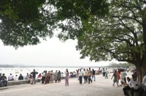 मौसम प्रणाली के कमजोर होने के कारण ट्राइसिटी लगातार तीसरे अलर्ट से बच गई; अगले सप्ताह तक छिटपुट बारिश की संभावना