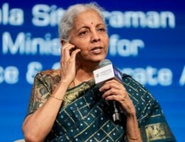 विदेशी निवेश आकर्षित करने के लिए अतिरिक्त उपाय करेगी सरकार: सीतारमण