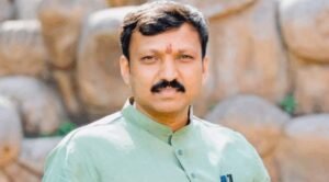 ‘ऑपरेशन टाइगर’ की चर्चा के बीच शिवसेना यूबीटी सांसद ओम राजे निंबालकर ने कहा कि वह 2 दिन में अगला कदम उठाएंगे