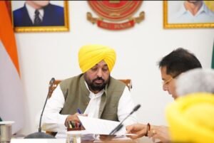 पंजाब कैबिनेट ने निजी स्कूलों की फीस में 5 फीसदी की बढ़ोतरी के अध्यादेश को मंजूरी दी