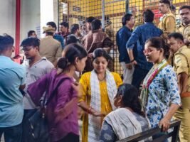 लखनऊ में आग लगने से सगाई करने वाले जोड़े की मौत
