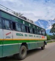 हिमाचल सरकार ने आवश्यक सेवा अनुरक्षण अधिनियम के तहत एचआरटीसी की हड़ताल पर लगाई रोक
