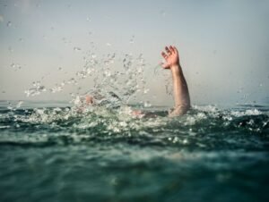 रोहतक गांव के तालाब में डूबने से 15 साल के कैनोइंग एथलीट की मौत