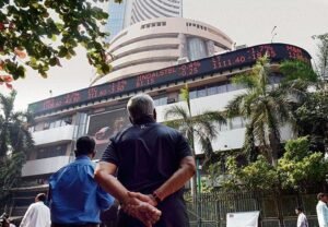 कच्चे तेल की कीमतों में नरमी से बाजार में तेजी सेंसेक्स 790 अंक उछला