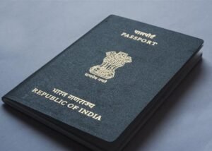 एसआईआर की पहचान के लिए वैध दस्तावेजों में पासपोर्ट : चुनाव आयोग के अधिकारी