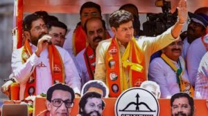 ‘पिक्चर अभी बाकी है’: श्रीकांत शिंदे ने शिवसेना यूबीटी से हटने का दिया संकेत, कहा- उद्धव ने जमीन खो दी