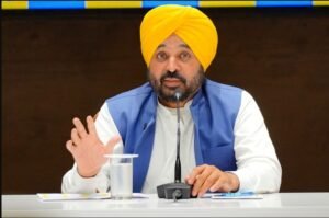 पंजाब के मुख्यमंत्री भगवंत मान ने कनाडा के एनआरआई जगमन समरा को विवादों में कोई अजनबी बात नहीं बताई