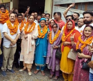 जवाली प्रखंड विकास समिति के चुनाव में अर्जुन ठाकुर खेमे ने जीते अहम पदों पर जीत दर्ज की