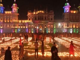 राम मंदिर चंदा विवाद पर क्यों चुप है आरएसएस