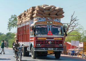 हिसार: सीएम फ्लाइंग स्क्वॉड ने ट्रैफिक नियमों का उल्लंघन करने वालों पर की नकेल 5.5 लाख रुपये का जुर्माना