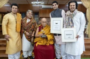 दलाई लामा को मैक्लोडगंज स्थित आवास पर ऑडियोबुक ‘मेडिटेशन्स’ के लिए ग्रैमी पुरस्कार मिला