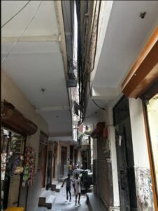 खतरे अधिक, दक्षिण दिल्ली में छात्र केंद्रों में टाइम बम