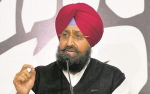पंजाब कांग्रेस संकट: बघेल के साथ असंतुष्ट लोगों की बैठक में शामिल होंगे प्रताप बाजवा, इसमें शामिल नहीं होंगे
