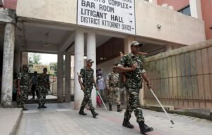 पंचकूला कोर्ट परिसर में सेना अधिकारी पर ‘हमला’, वकीलों ने बंधक बनाया, समझौते पर हस्ताक्षर करने के लिए मजबूर किया