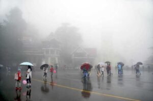 हिमाचल में 69 सड़कें बंद, 13 ट्रांसफार्मर बाधित 19 जुलाई तक जारी रहेगी बारिश
