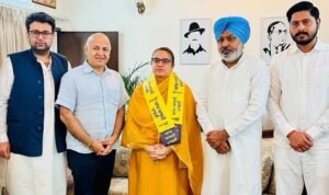 सजायाफ्ता शिव लाल डोडा की बहू आम आदमी पार्टी में शामिल, अबोहर में सियासी घमासान