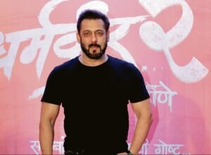सलमान खान ने छात्रों से घर लौटने की अपील, कहा- लीक के पीछे जो लोग हैं, उन्हें कार्रवाई का सामना करना पड़ेगा