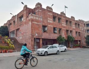 जेएनयू ने छात्रों को जंतर-मंतर प्रदर्शन से दूर रहने की सलाह दी