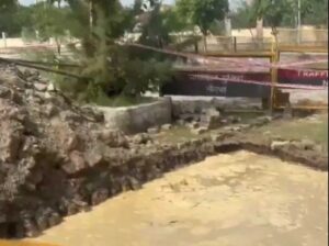 नोएडा में खेलते समय पानी से भरे गड्ढे में डूबने से 6 साल का लड़का मर गया