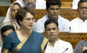 प्रदर्शनकारी छात्रों पर पैलेट गन का इस्तेमाल करने को लेकर प्रियंका गांधी ने केंद्र पर साधा निशाना:
