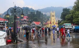 हिमाचल में जारी रहेगी भारी बारिश आज 6 जिलों के लिए ऑरेंज और येलो अलर्ट जारी
