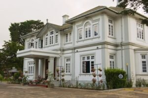 हाईकोर्ट ने राजेश खन्ना के पूर्व बंगले को ‘हॉन्टेड’ कहने से मीडिया प्लेटफॉर्म पर लगाई रोक