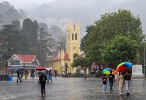 हिमाचल प्रदेश में लगातार भारी बारिश होने की संभावना