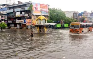 उत्तराखंड में अगले 48 घंटे में भारी बारिश, 7 जिले ‘रेड अलर्ट’ पर
