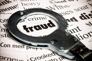5.35 करोड़ रुपये की संपत्ति से ठगी: तहसीलदार विजय सिंह, 2 बेटे-बहू के खिलाफ एफआईआर दर्ज