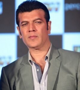 पूजा बेदी ने आदित्य पंचोली के साथ अपने किशोर रिश्ते को ‘उथल-पुथल’ बताया और कहा कि वह अब इस पर चर्चा नहीं करेंगी