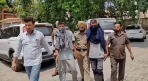 मलोट फायरिंग मामले में रंगदारी मांगने से जुड़े 2 शार्प शूटर गिरफ्तार
