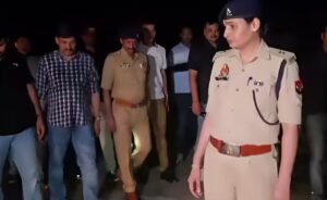 ‘मेरे सेठ को लूट लो, कर्ज उतर जाएगा…’, झांसी में दोस्त की बात मानकर सुरेंद्र ने रची साजिश, पूरी प्लॉनिंग सुनकर हो जाएंगे हैरान!