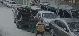 दिल्ली के कल्याणपुरी इलाके में एमसीडी के सफाई कर्मचारी की चाकू मारकर हत्या