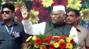 खड़गे की मौजूदगी में कांग्रेस गोवा के कार्यक्रम में गाए वंदे मातरम के पहले दो छंद