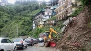 हिमाचल में भारी बारिश जारी रहेगी। सभी 12 जिलों के लिए येलो अलर्ट जारी