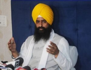 बेअदबी विरोधी कानून पर अकाल तख्त समिति से सलाह लें, चतुराई से बचें: ज्ञानी गर्गज