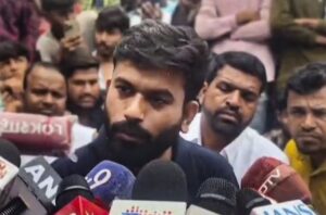 ‘स्कूल ठीक करो’: सीजेपी दीपके के खिलाफ ‘बिना अनुमति के सरकारी स्कूल में घुसने’ के आरोप में एफआईआर दर्ज