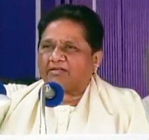 हिजाब विवाद पर बसपा सुप्रीमो मायावती ने कहा, ‘किसी को ‘संकीर्ण राजनीति’ में शामिल नहीं होना चाहिए