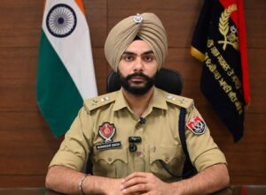 फेम इंडिया एशिया पोस्ट द्वारा जारी भारत के 25 सर्वश्रेष्ठ पुलिस अधिकारियों की सूची में एसएसपी मनिंदर सिंह का नाम शामिल